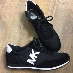 Michael Kors sneakers like new ! 8.5